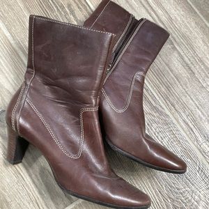 Chocolate Ankle boots size 7